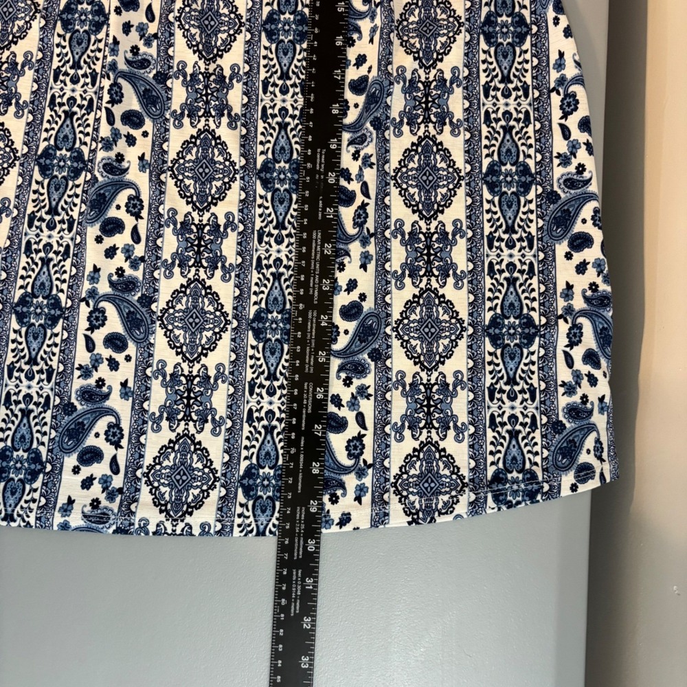 Blue White Paisley Medallion Peasant Blouse Short Sleeve Tie NeckWomens 3X flowy - Picture 8 of 14